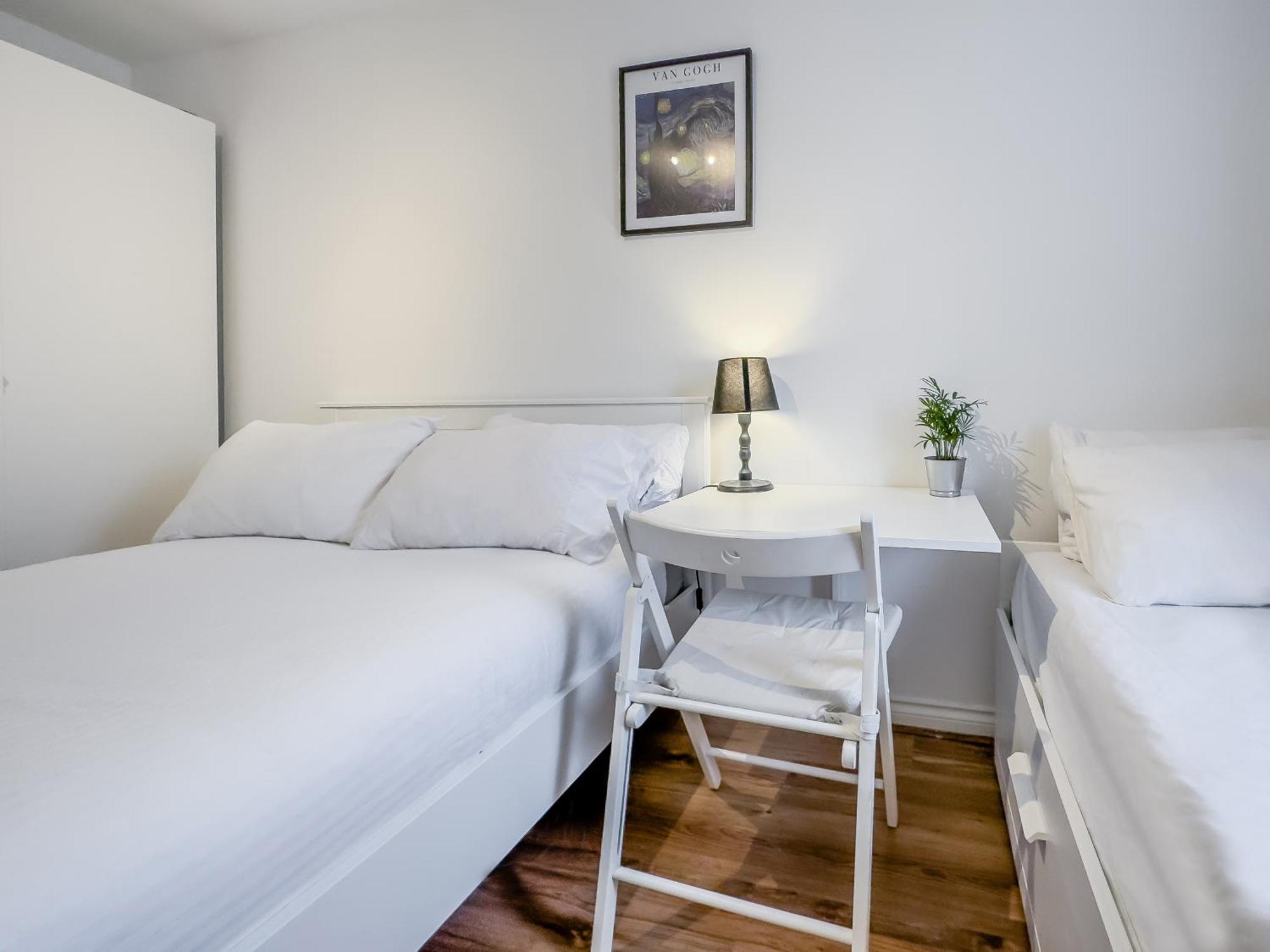 Lägenhet Luxurious 2bed In Canary Wharf London