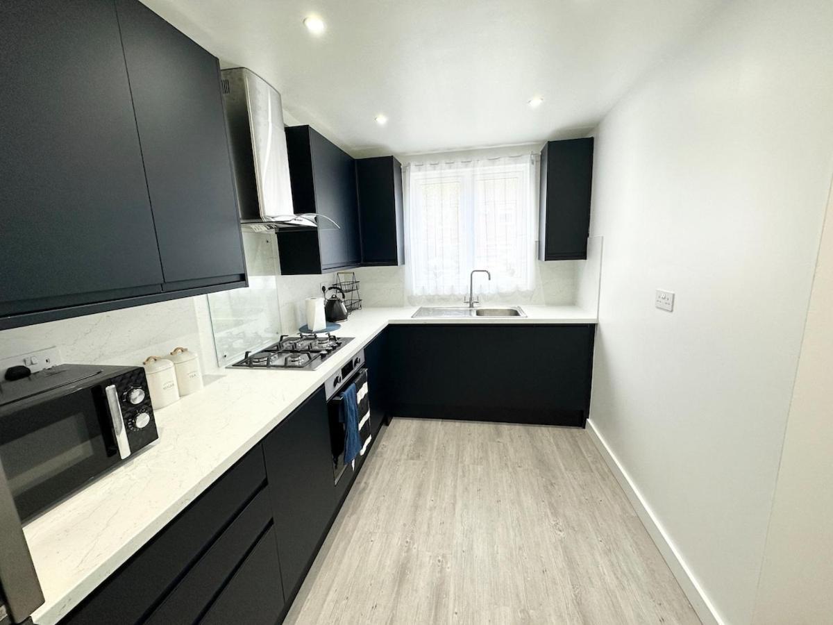 Holiday home Cosy 3 Bedroom Home, Perfect For Family And Groups *