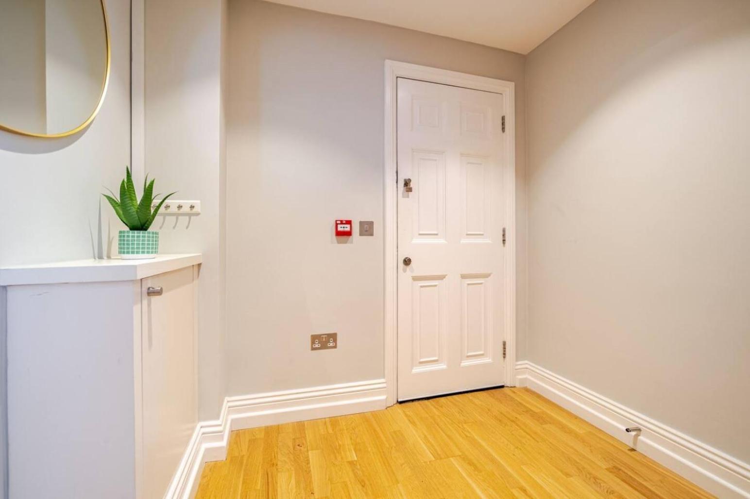 Apartment Wonderful 3 Bed Marylebone