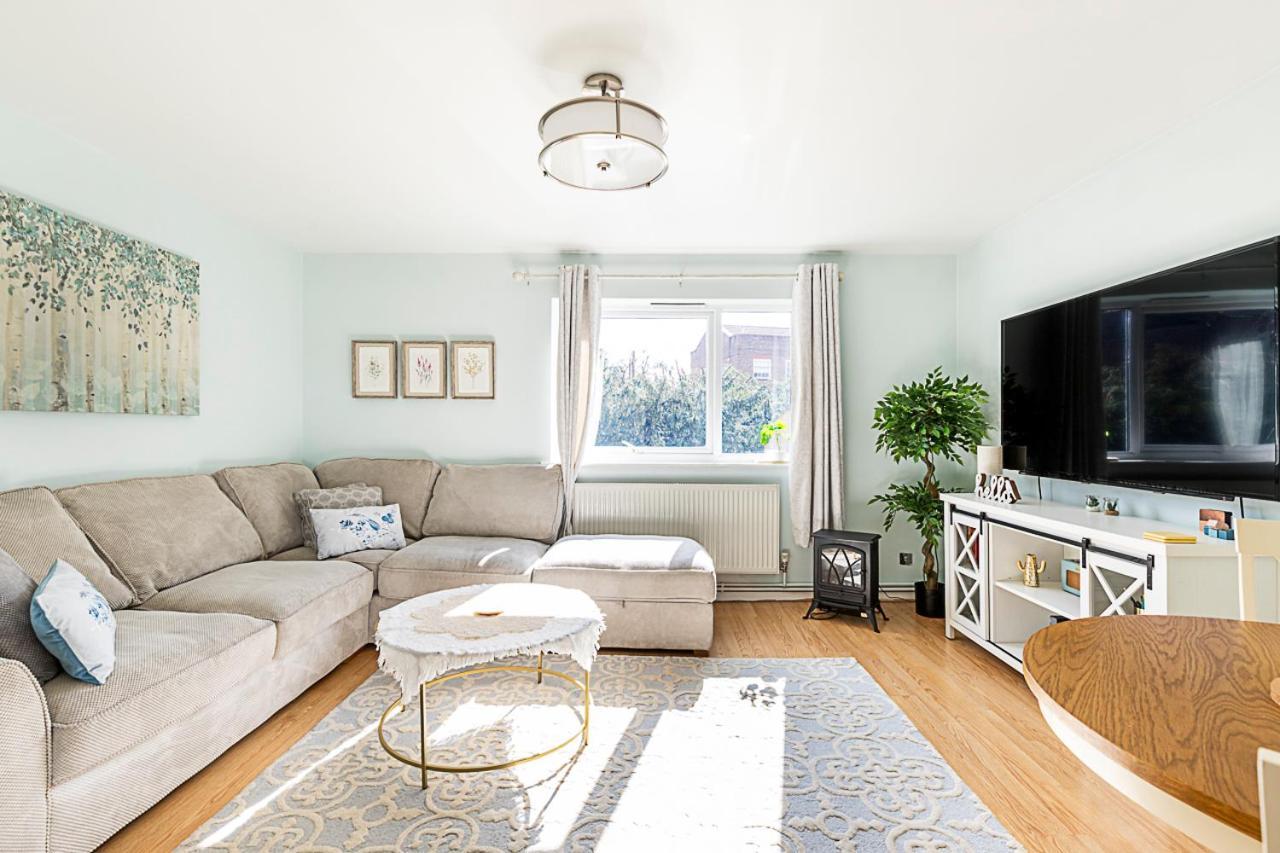 Lägenhet Quiet And Cosy 2-bed In Wimbledon *