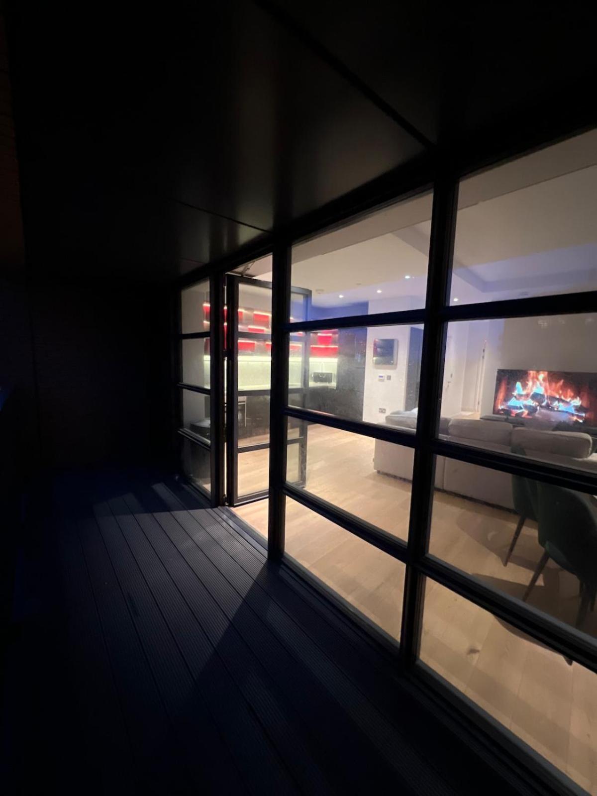 Modern Two Bedroom Apartment