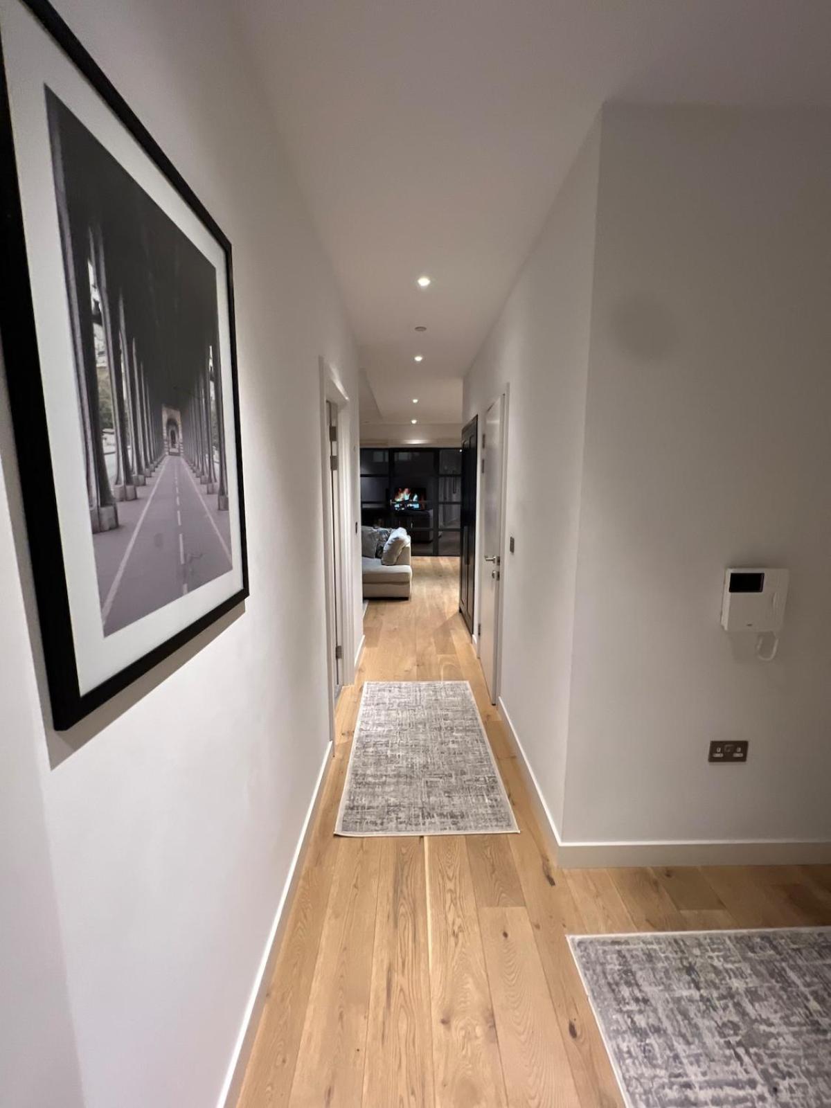Modern Two Bedroom Apartment