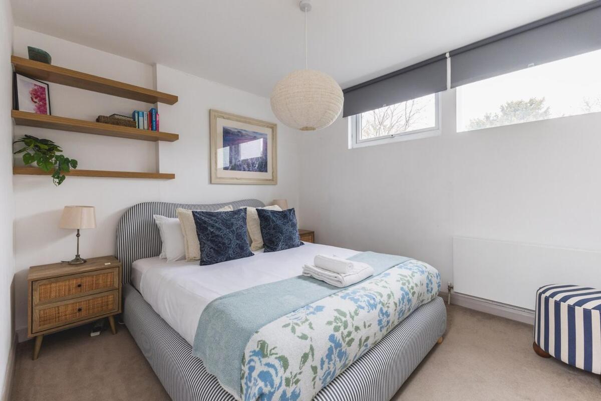 Chic & Trendy 1-bed In Wimbledon * Londra