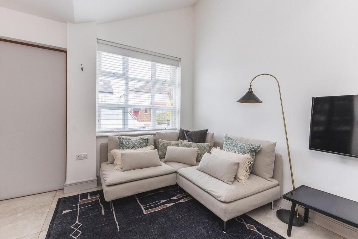 Chic & Trendy 1-bed In Wimbledon Appartamento Londra