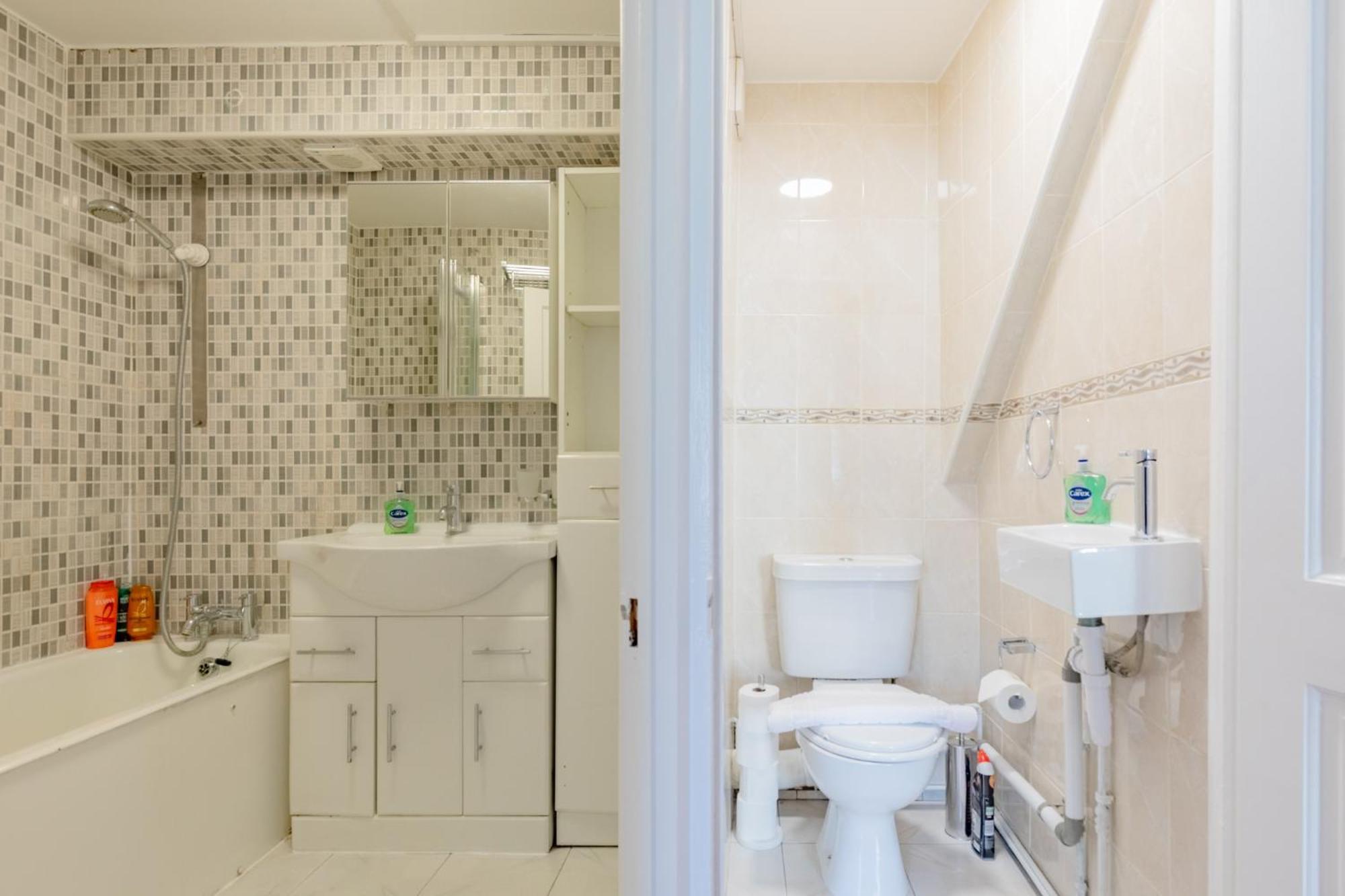 Spacious 2bd 4 Min To Canonbury Station * Londen