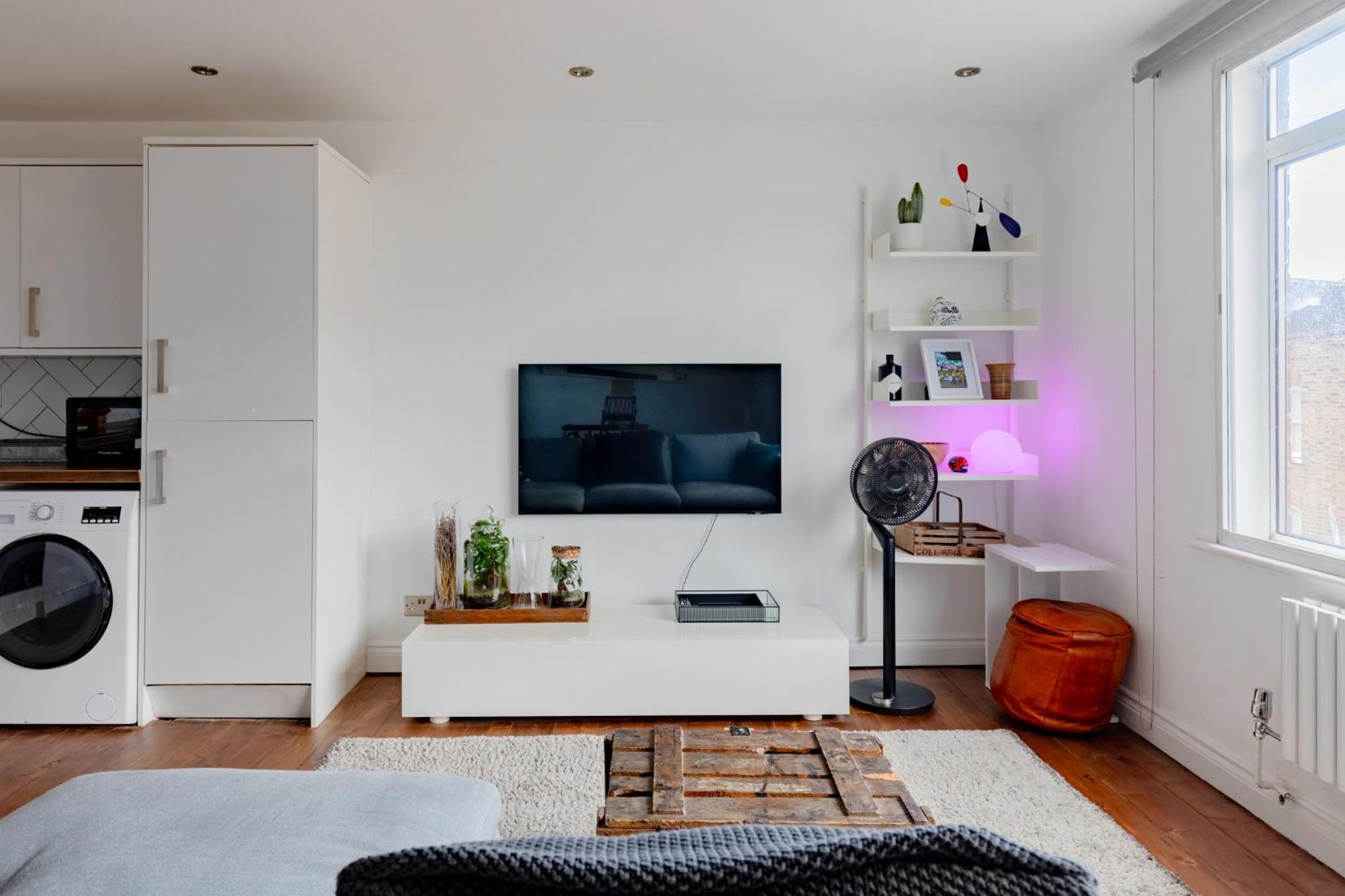 Apartment Contemporary 2bd Flat With Balcony Shoreditch