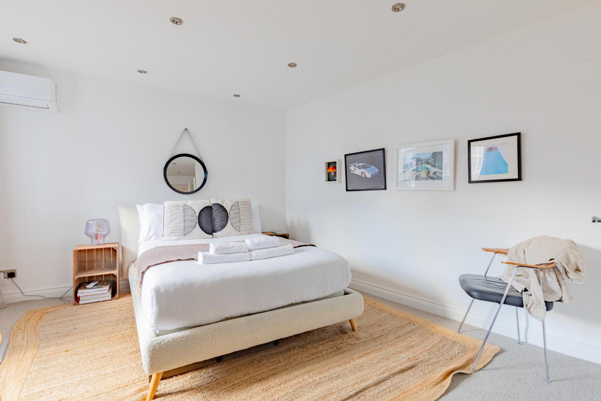 Apartment Contemporary 2bd Flat With Balcony Shoreditch