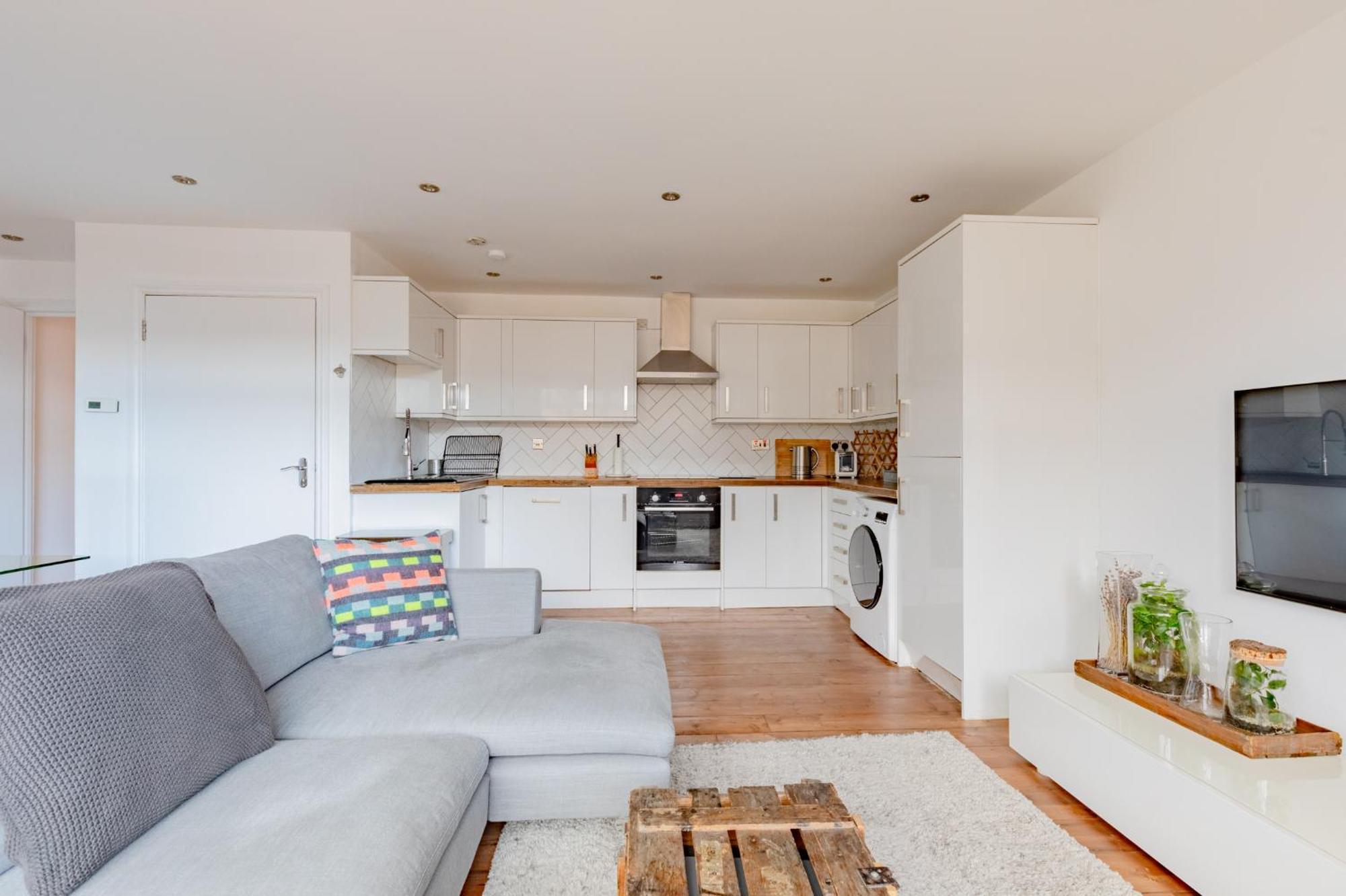 Contemporary 2bd Flat With Balcony Shoreditch *