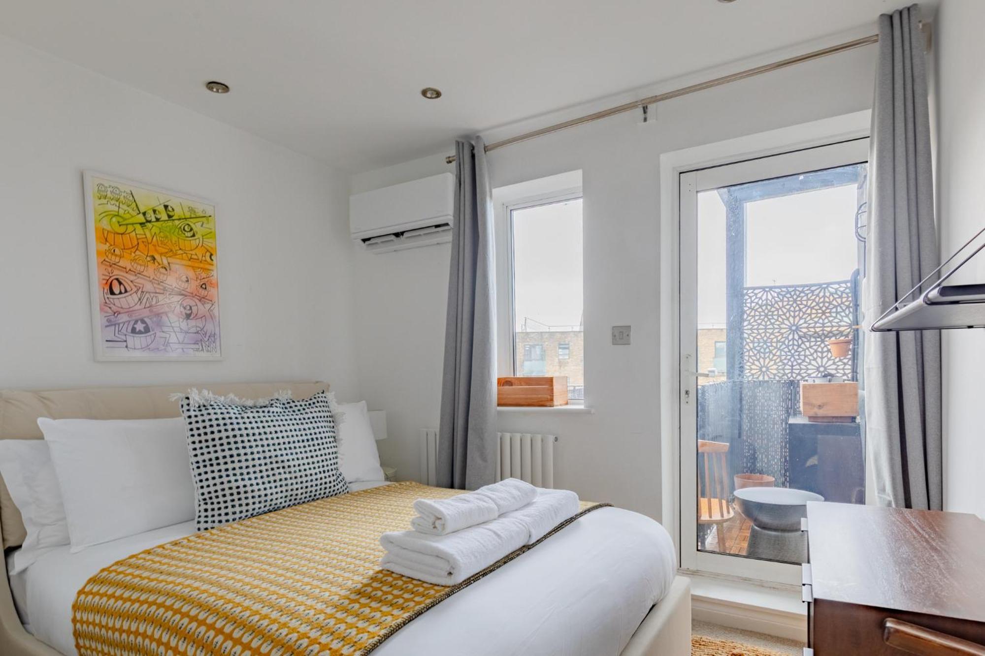 Contemporary 2bd Flat With Balcony Shoreditch Apartment London