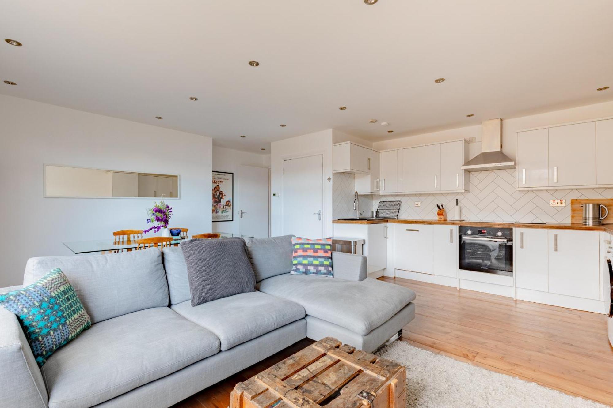 Contemporary 2bd Flat With Balcony Shoreditch *