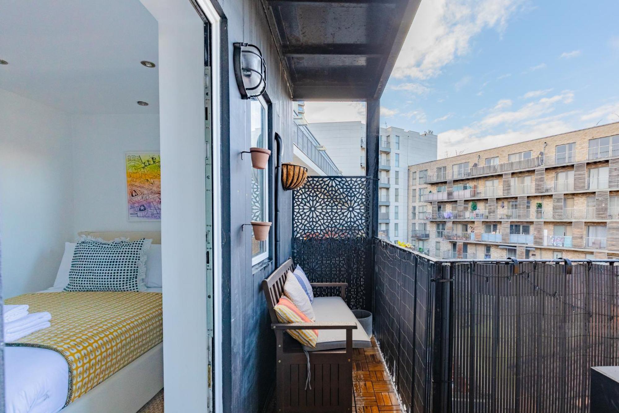 Contemporary 2bd Flat With Balcony Shoreditch