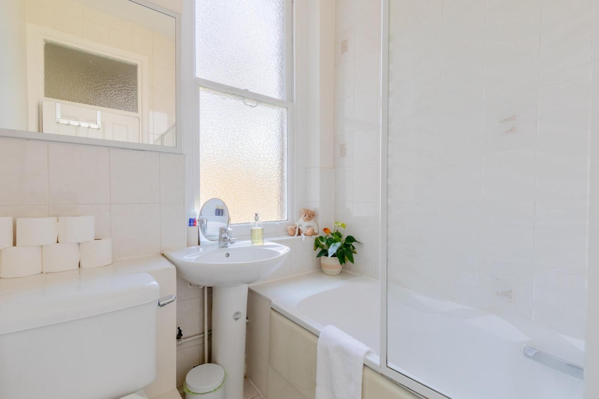 Tasteful 2bd Flat In Listed Building Maida Vale London