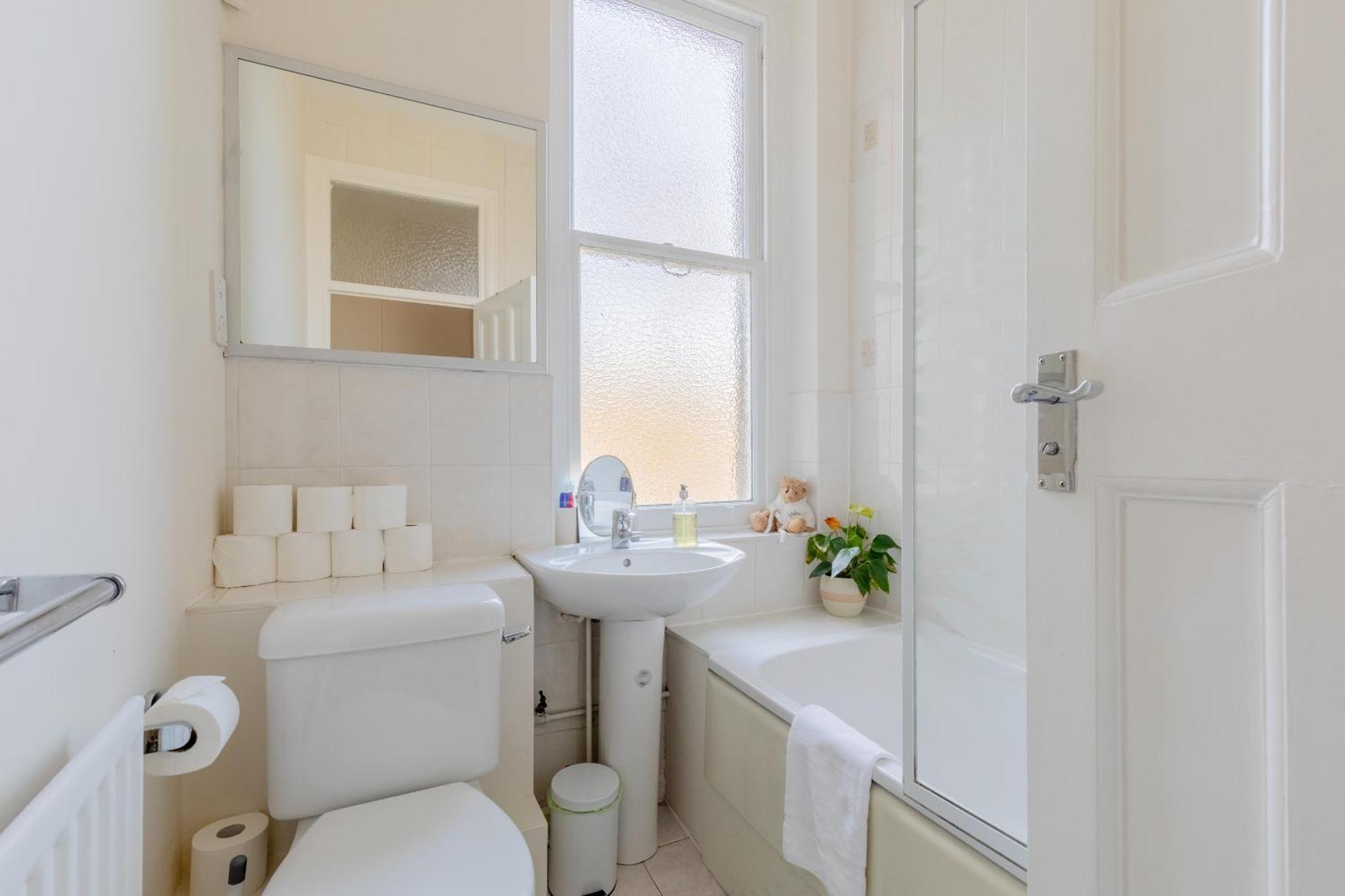 Apartment Tasteful 2bd Flat In Listed Building Maida Vale London
