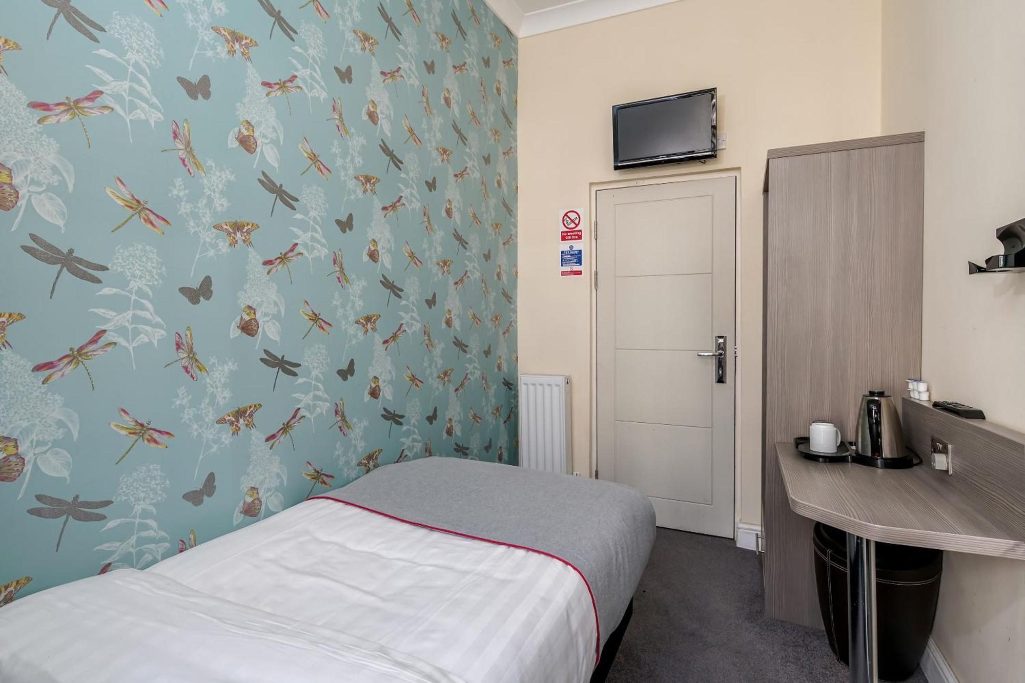 Oyo Bakers Hotel London Victoria Hotel 3*