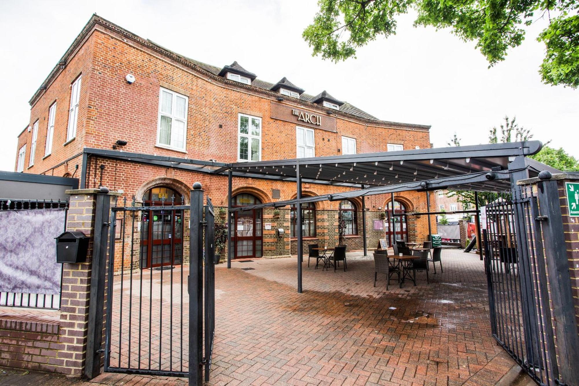 Hotel Oyo The Arch, Wembly Stadium 3*