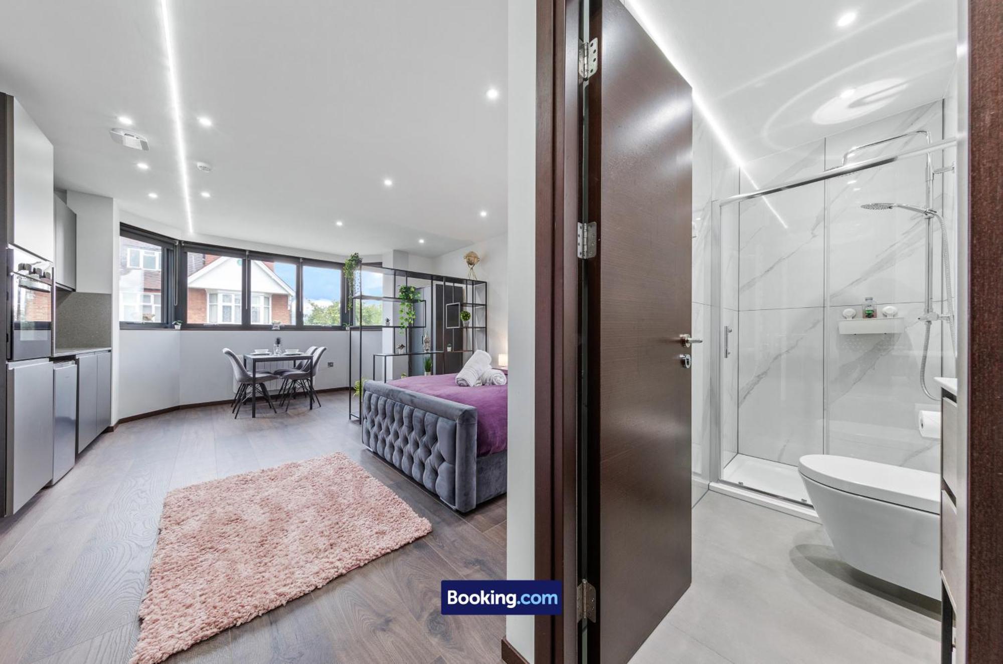 Apartment Stylish By Smart Short Lets & Serviced Woodstock With Free Wifi London