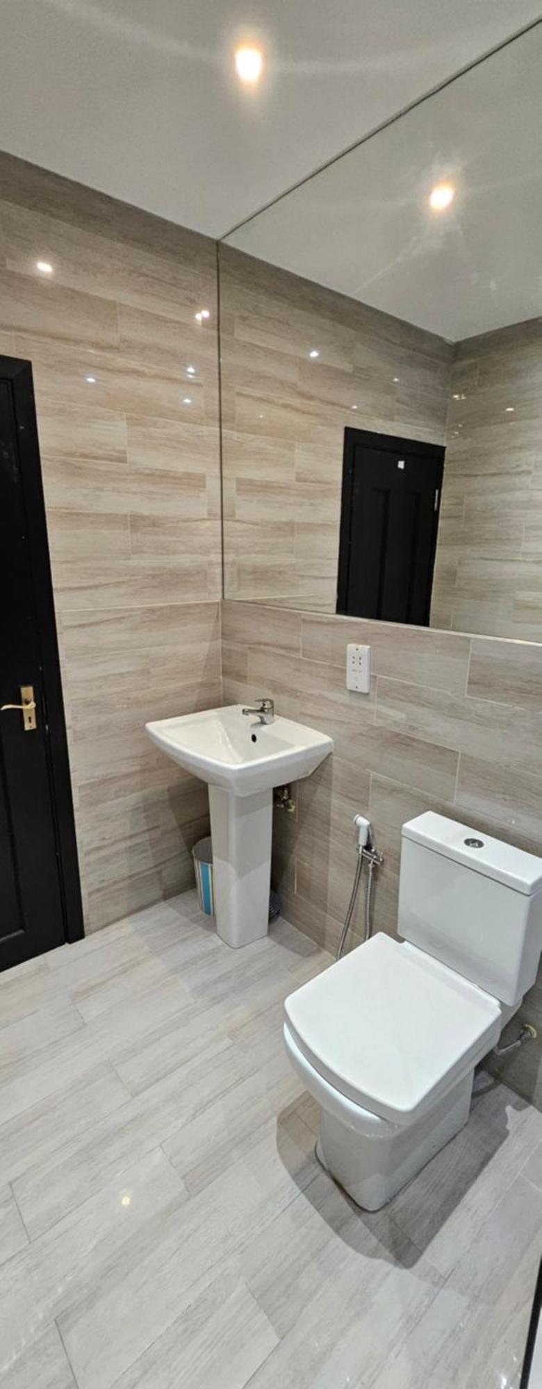 Estatesmen Park Lane Marble Arch Apartment *