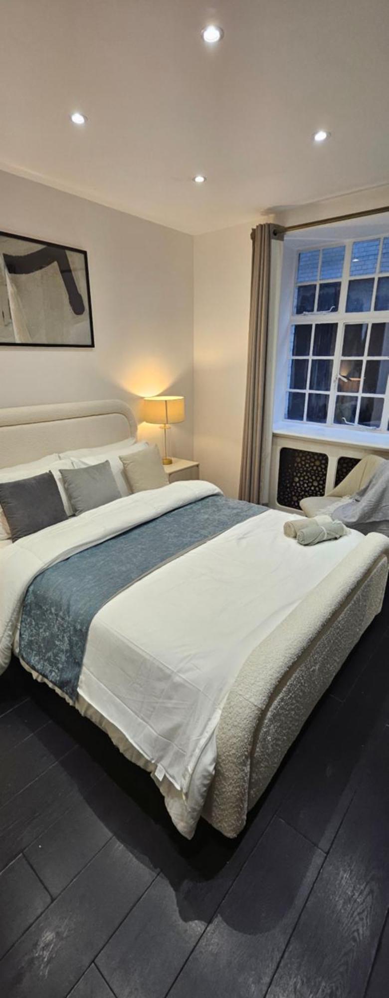 Estatesmen Park Lane Marble Arch * London