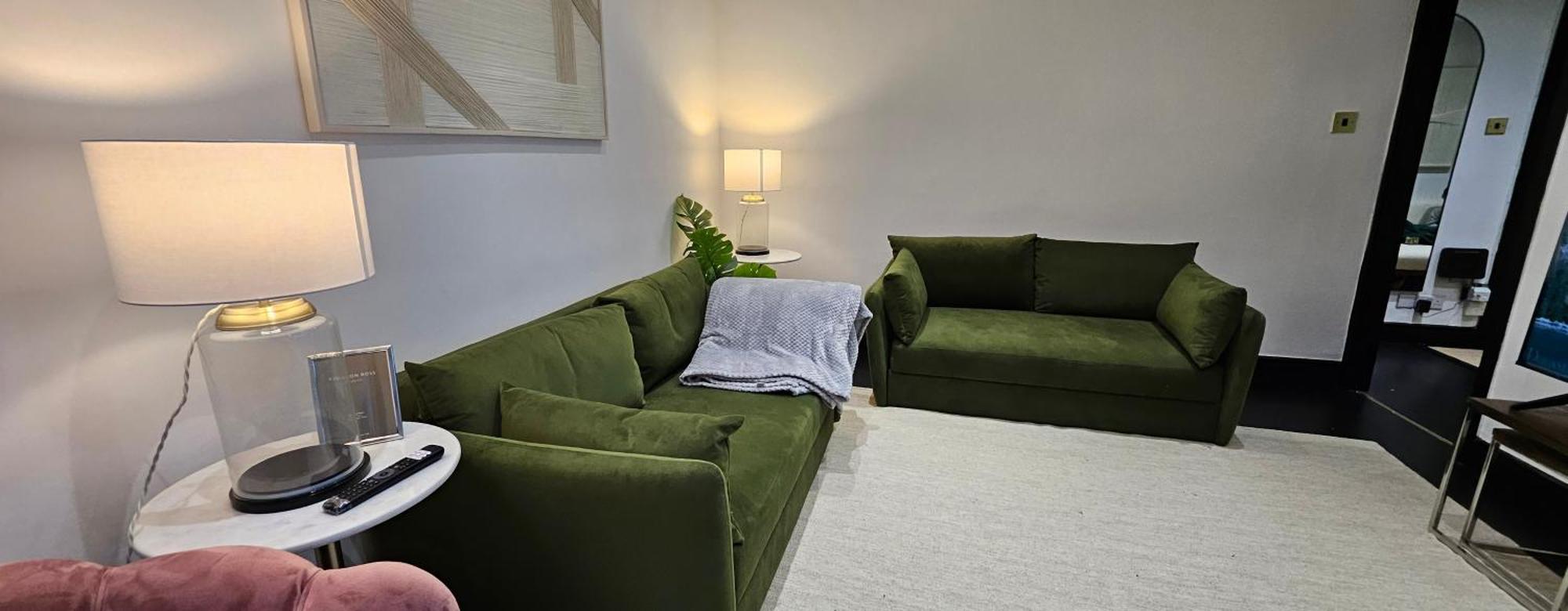 Estatesmen Park Lane Marble Arch Apartment *