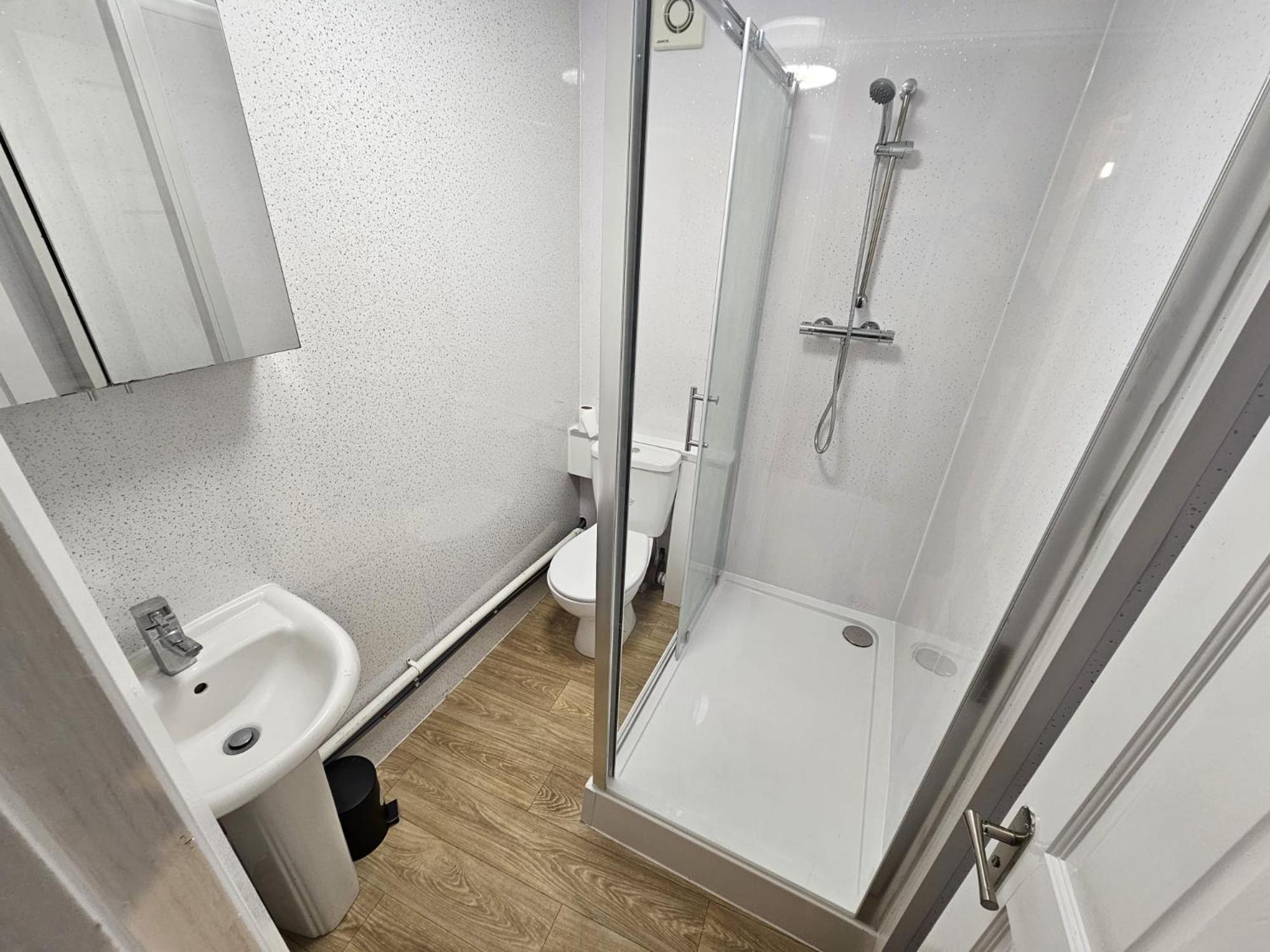 E1 Luxury Flat Camping Londen