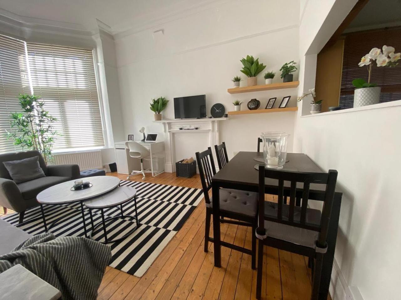 Beautiful One Bed Garden Flat In Muswell Hill * London