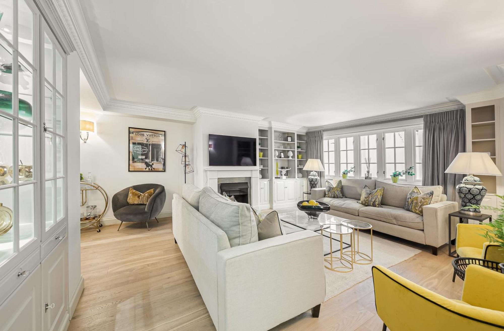 Lägenhet Modern 3 Bedroom Luxury House With Garage In London