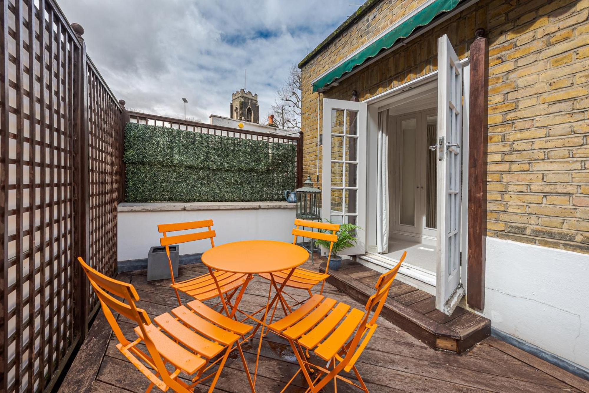 Leilighet Modern 3 Bedroom Luxury House With Garage In