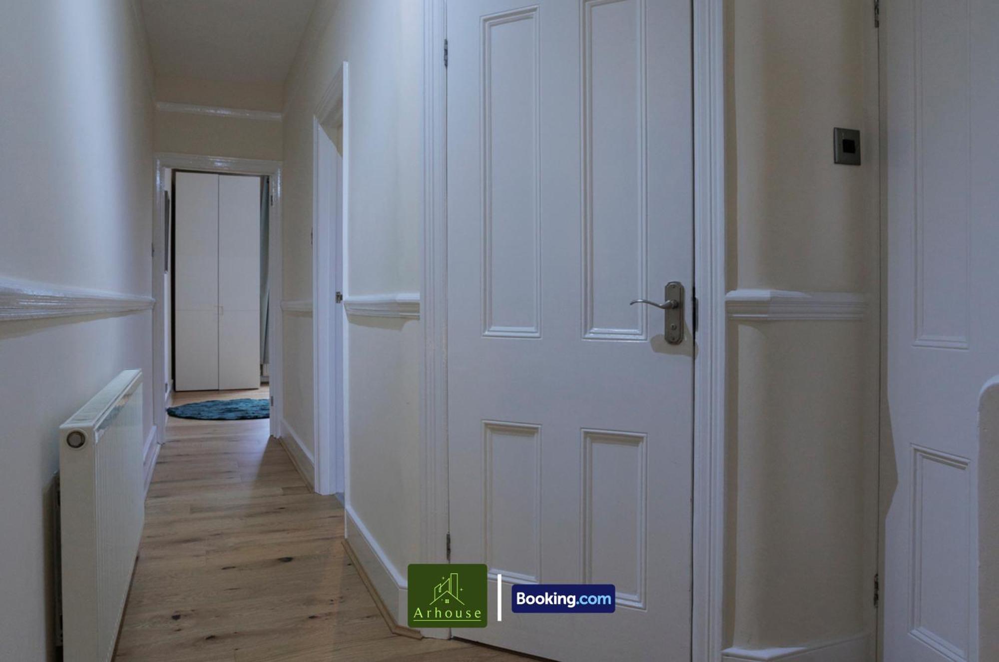 3 Bedroom By Arhouse Short Lets & Serviced Kensal Rise With Free Wifi & Free Parking Lägenhet