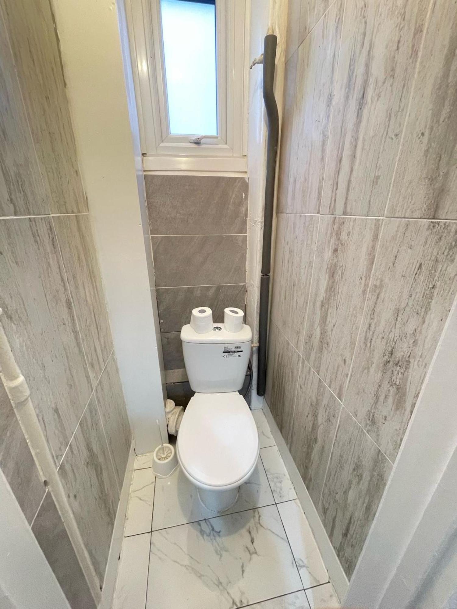 Lejlighed Lovely 2 Bed Flat 2 Floor Miles London