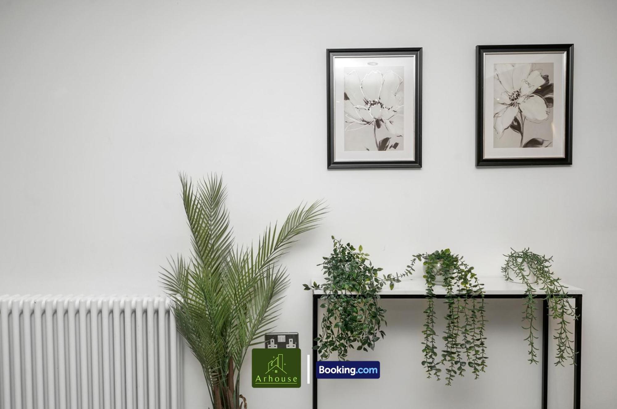 Two Bedroom By Arhouse Short Lets & Serviced Clapham With Free Wifi Lägenhet