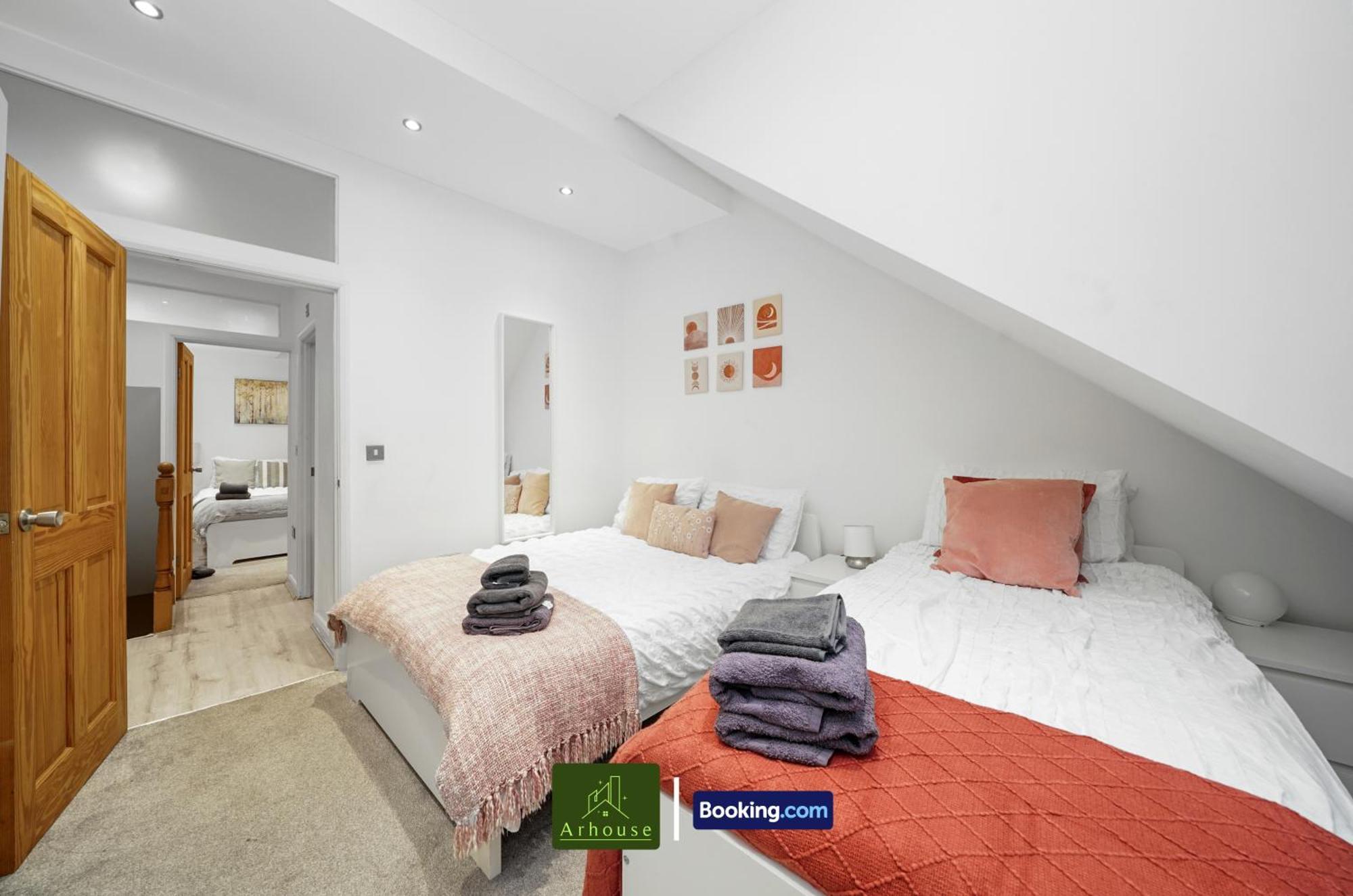 Two Bedroom By Arhouse Short Lets & Serviced Clapham With Free Wifi Lägenhet *