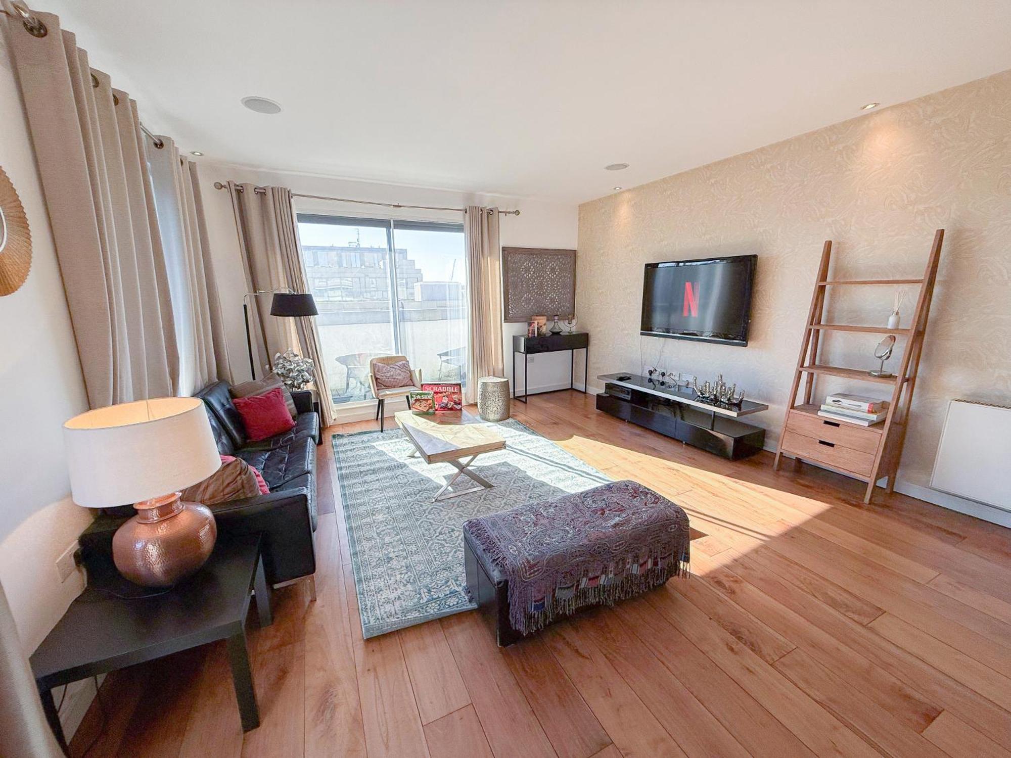 Appartamento Ample 3-bedroom Flat With Lift In Kings Cross, Islington Londra