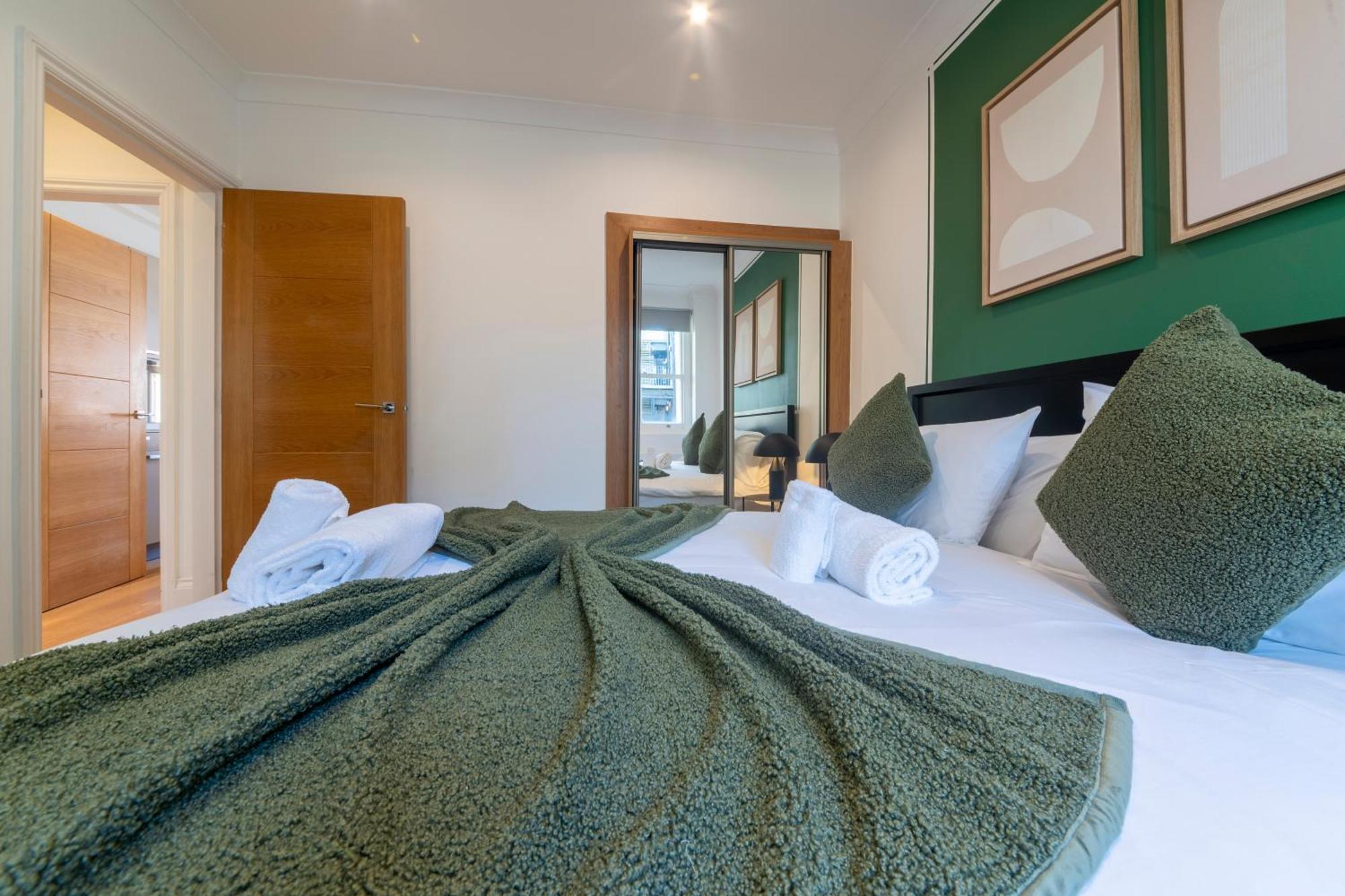 Apartment Soho - Piccadilly Circus Modern One Bedroom Flat *