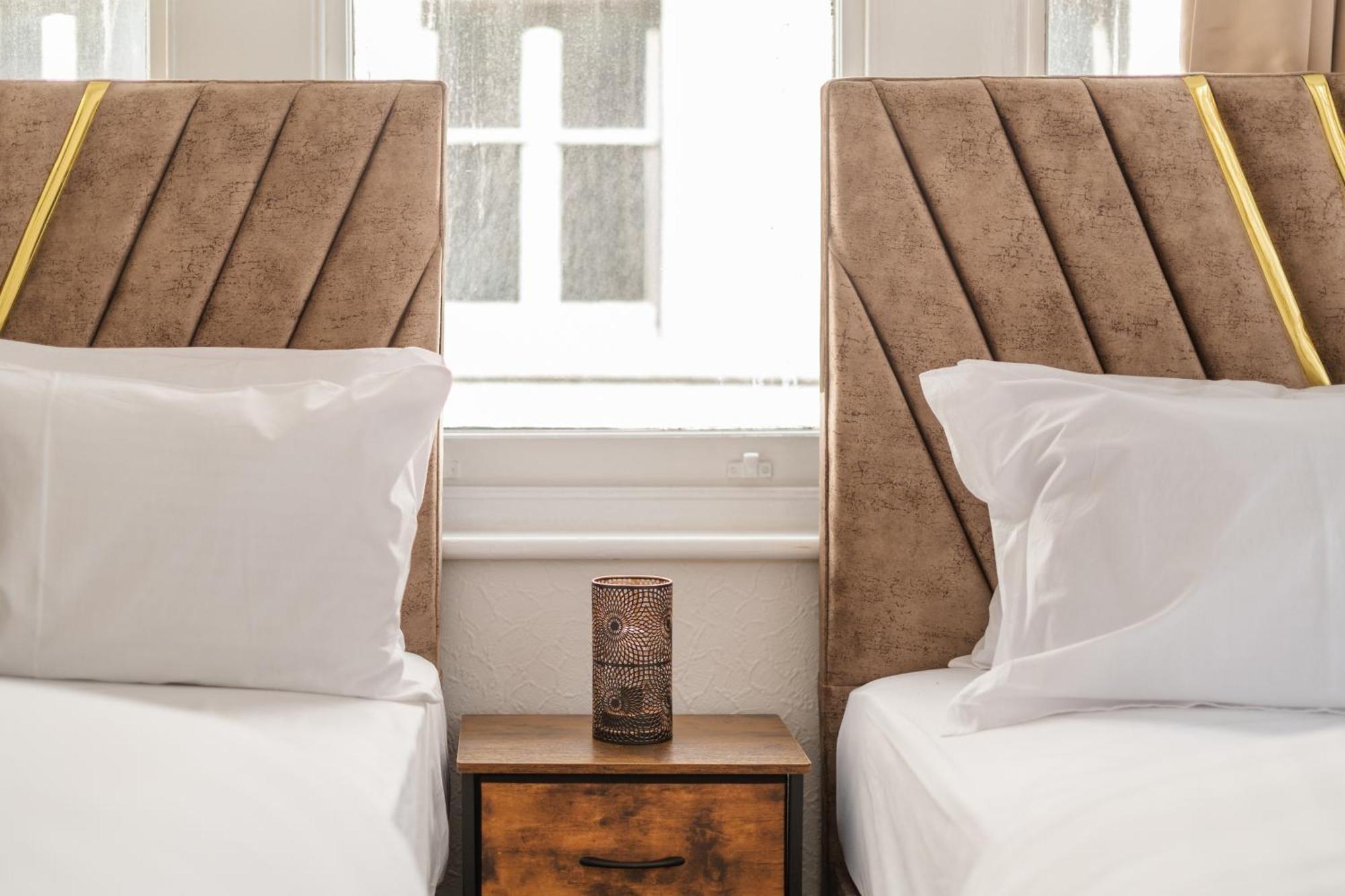 Prime Soho 3-bedroom Steps From Piccadilly And Chinatown 3gh Lägenhet *