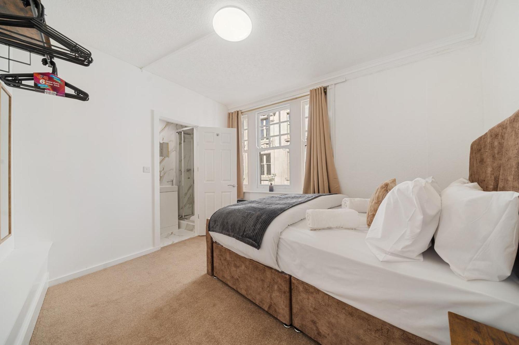 Lägenhet Prime Soho 3-bedroom Steps From Piccadilly And Chinatown 3gh *