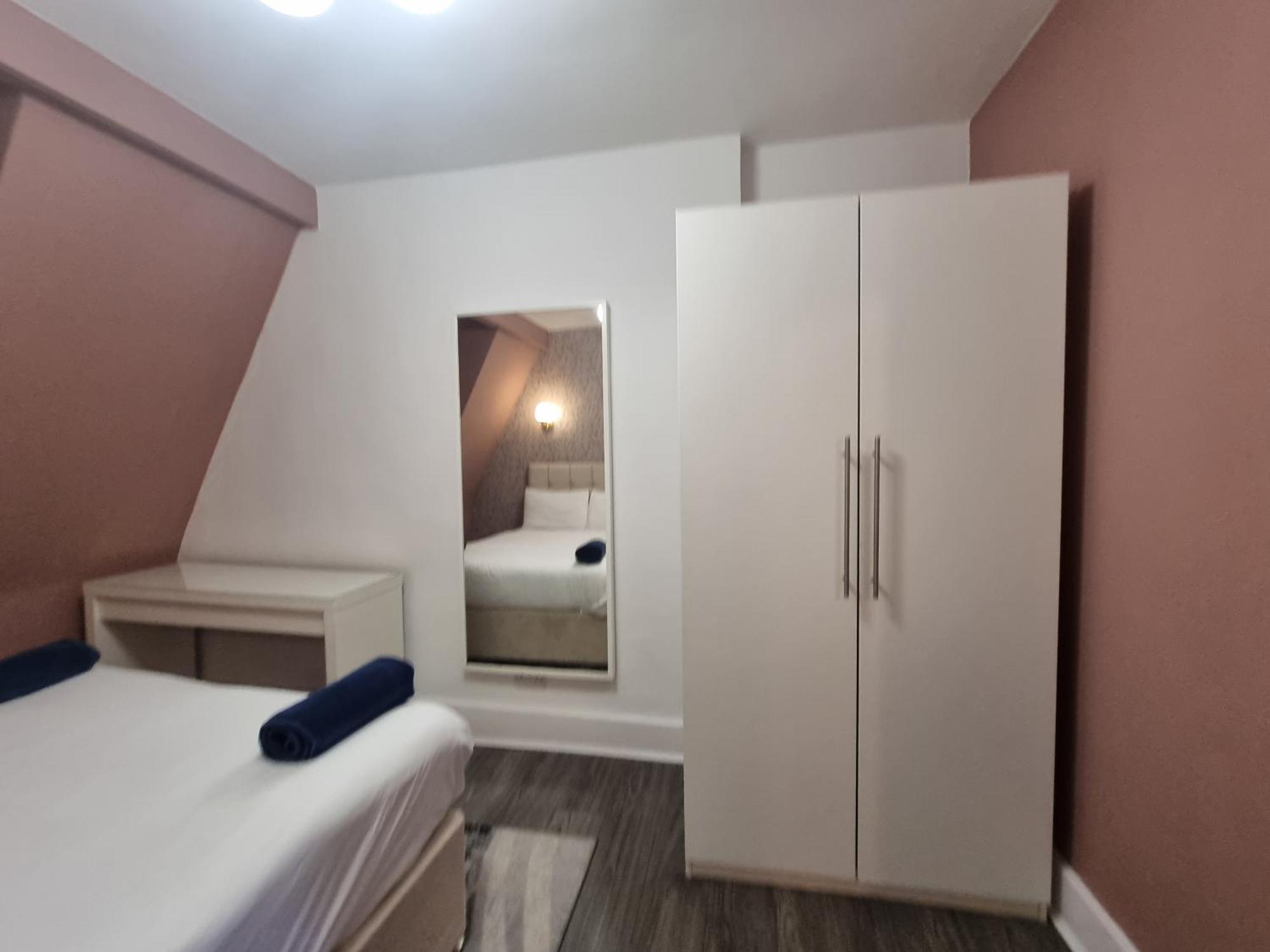 Lägenhet A8-3rd Floor 3-bed Flat In Elephant And Castle London