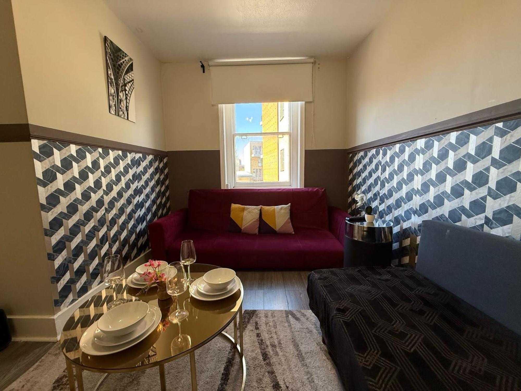 A5-2nd Flr 1 Bed Flat Near Elephant And Castle Londen