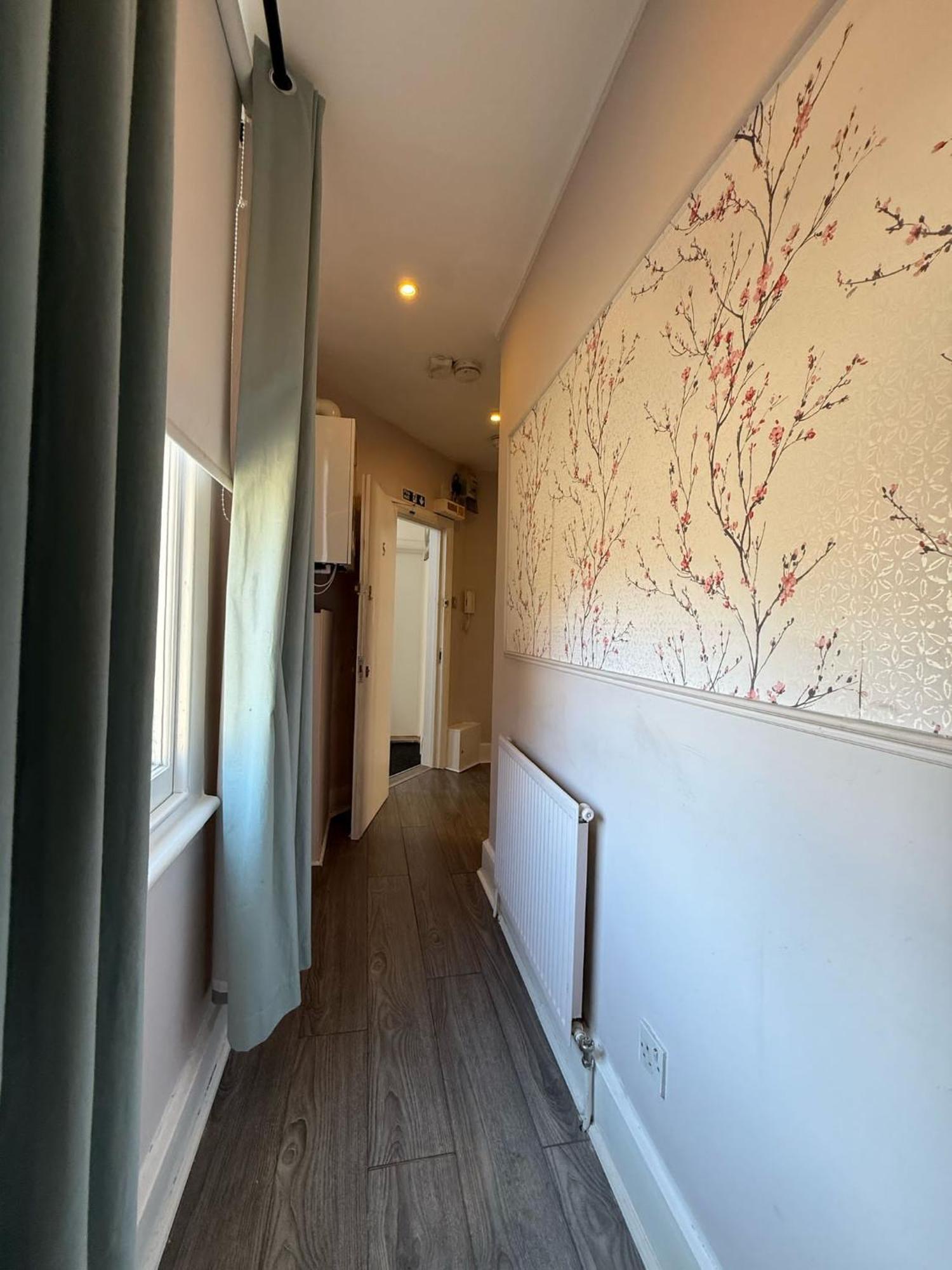A5-2nd Flr 1 Bed Flat Near Elephant And Castle Londen
