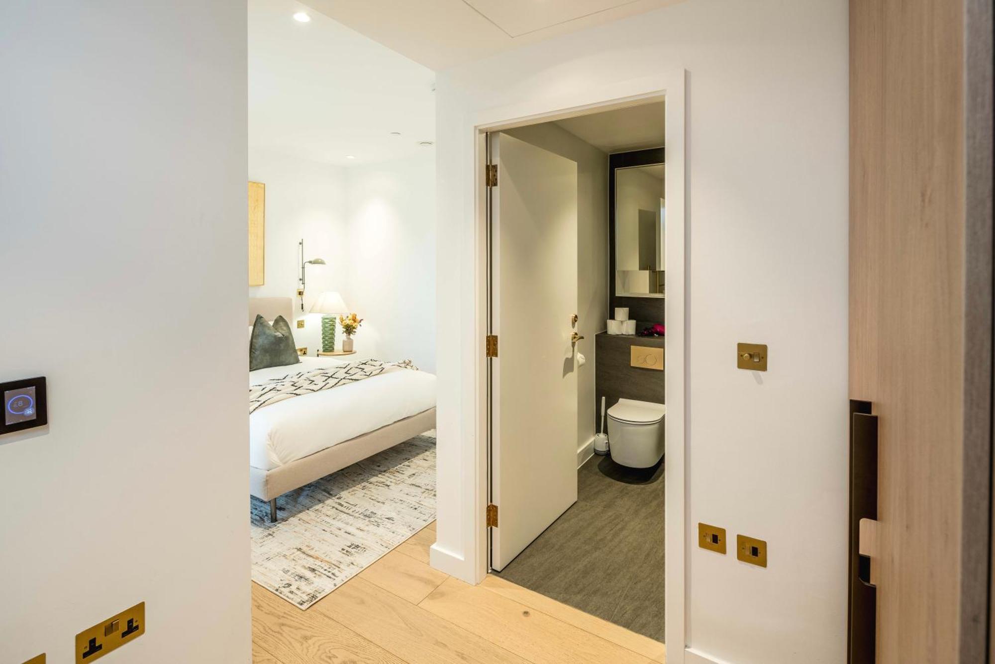 Apartment Concept In With Facilities London