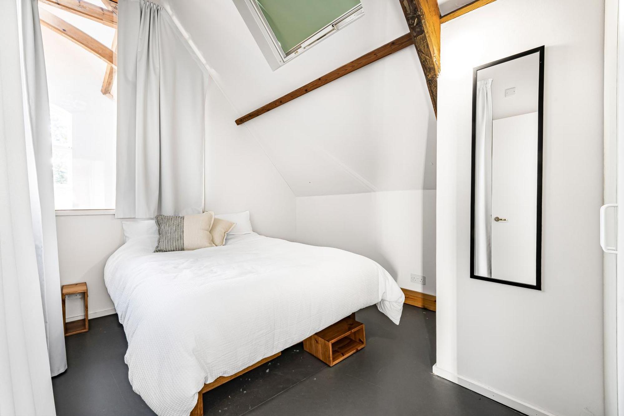 Ferienhaus Schoolbell Mews Full 3 Bedroom 2 Bathroom Architect Designed Mews House Fabulous Bow, Victoria Park Location *