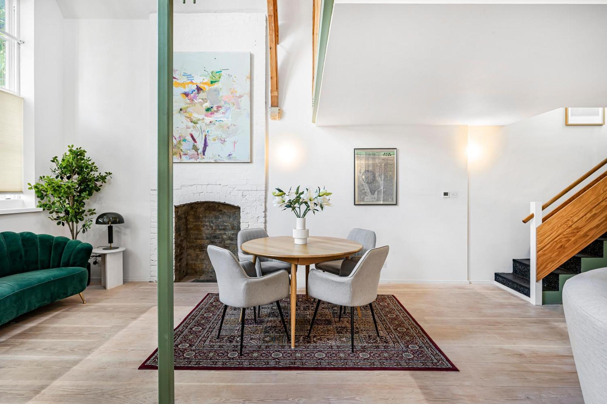 Ferienhaus Schoolbell Mews Full 3 Bedroom 2 Bathroom Architect Designed Mews House Fabulous Bow, Victoria Park Location *