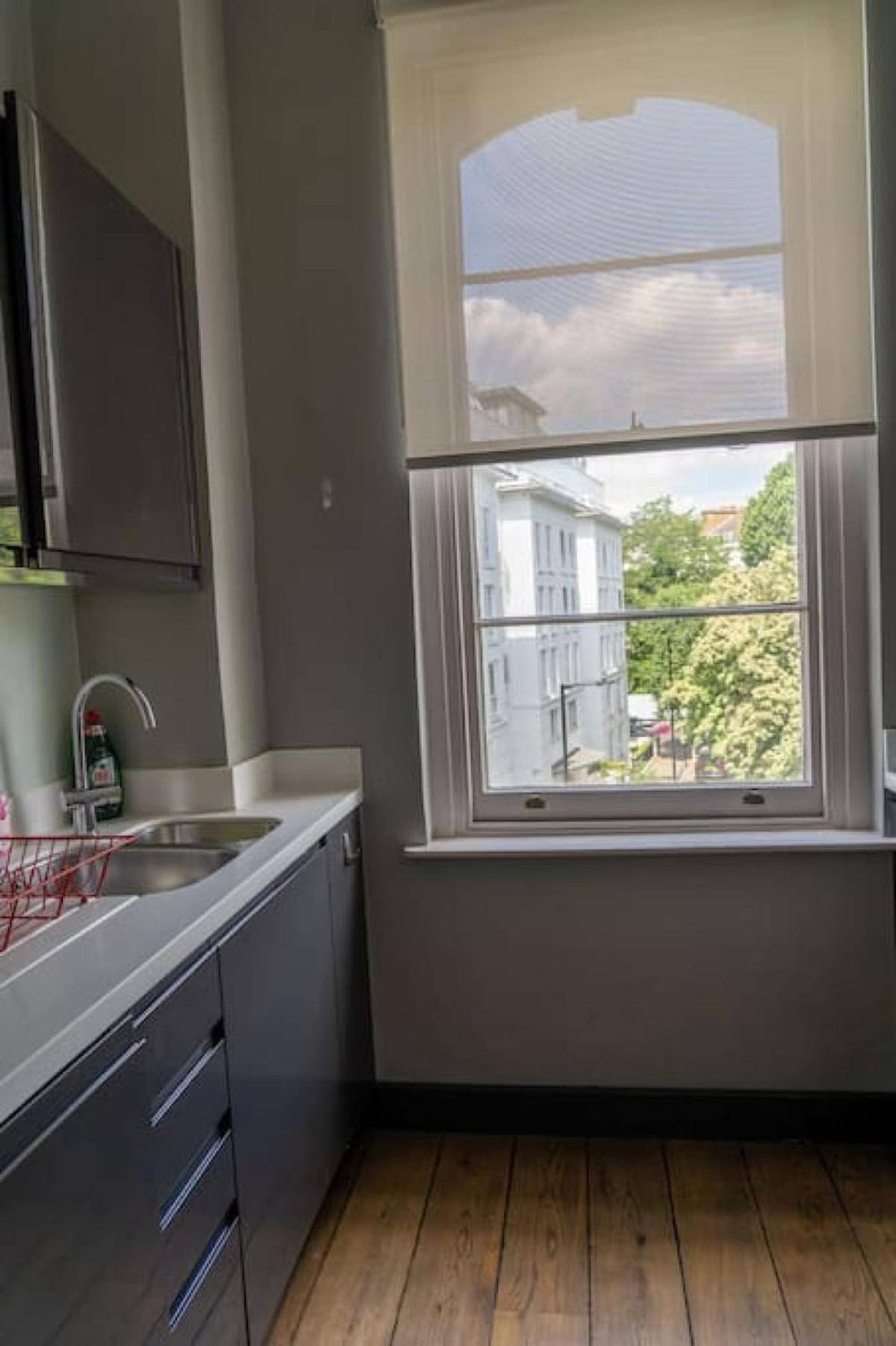 Lejlighed Modern Flat On Charming Warwick Avenue *