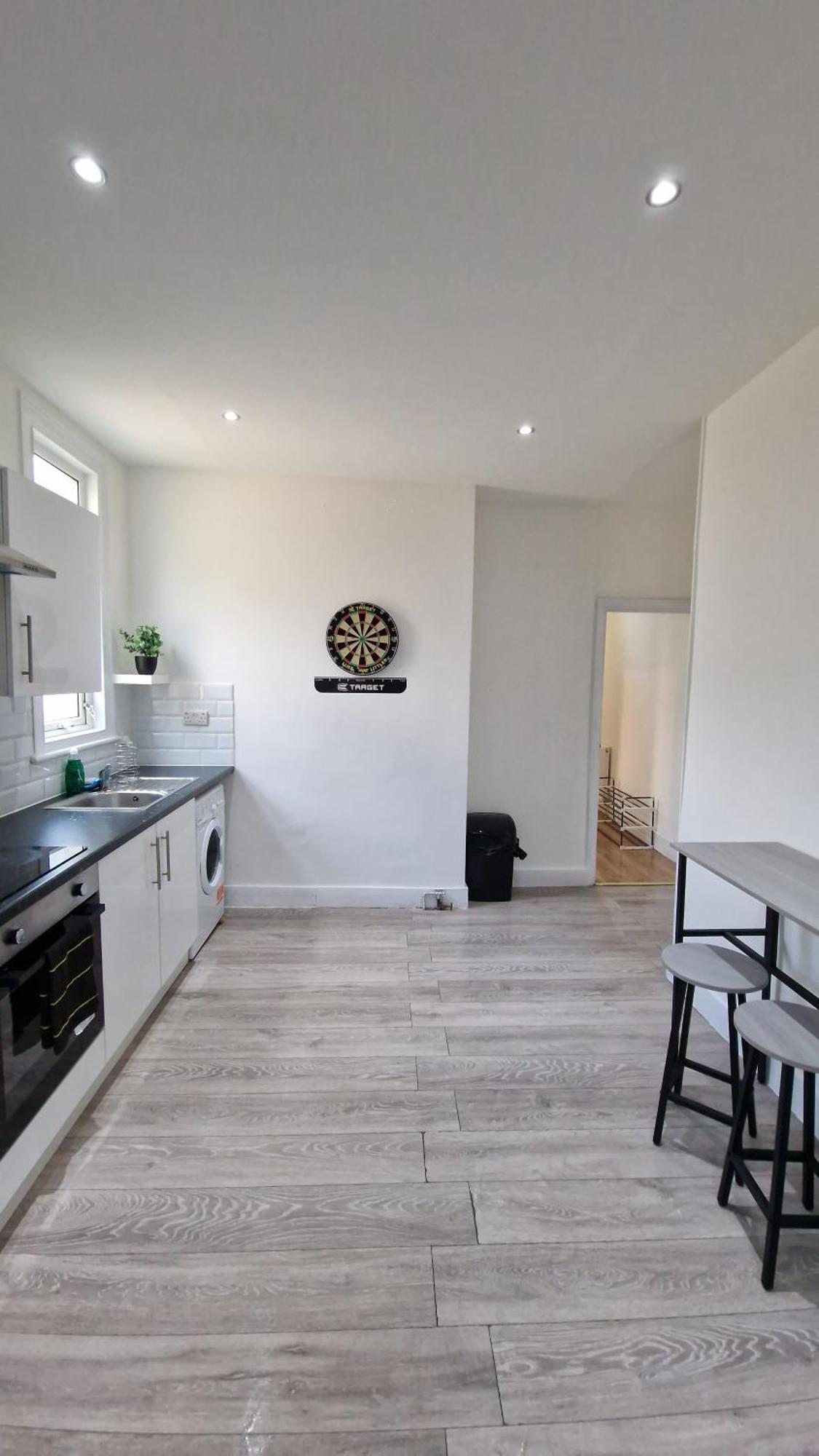 Leilighet 3 Bedroom Luxury House With Parking *