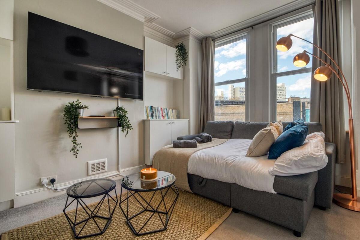 Chic 1bed And Terrace In Battersea Leilighet