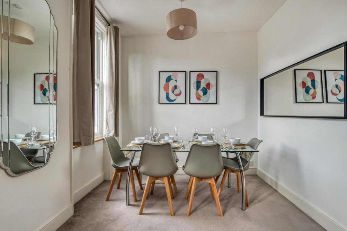 Chic 1bed And Terrace In Battersea Lejlighed London