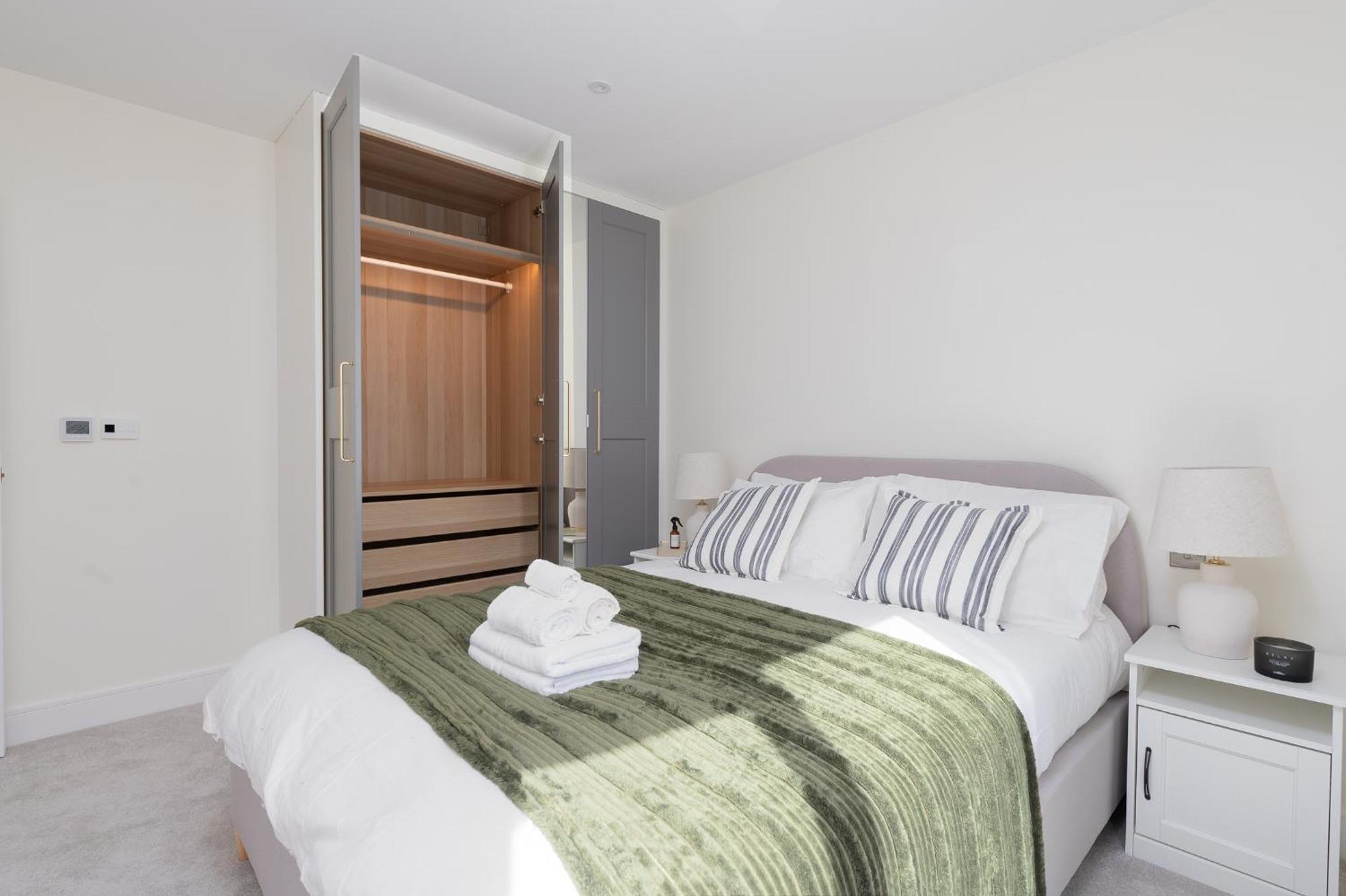 Lägenhet Fulham Luxury High-spec With Large Balcony, Location, Near Fulham And Chelsea Stadiums *