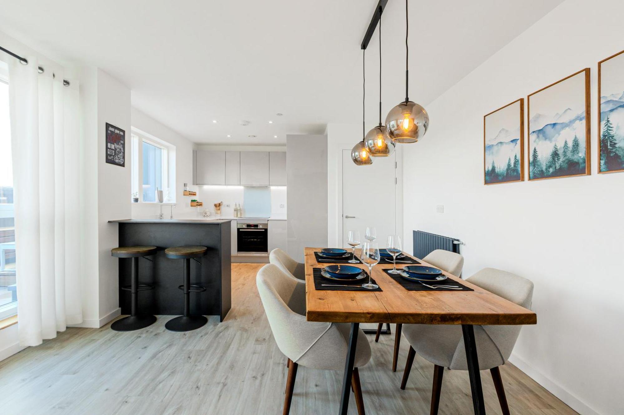 Magnificent New Cross 2br Penthouse With Balcony And Views Lägenhet *