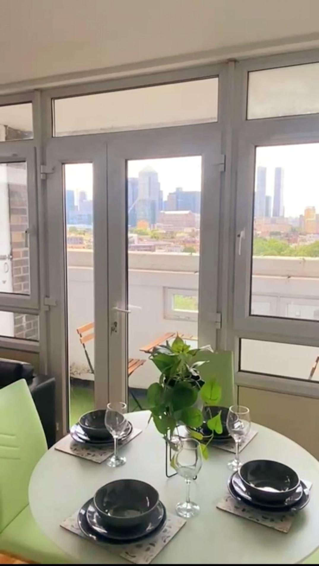 Appartement 2 Bedroom - Breath Taking Views Canary Warf - Zone 2 Mile End Londres