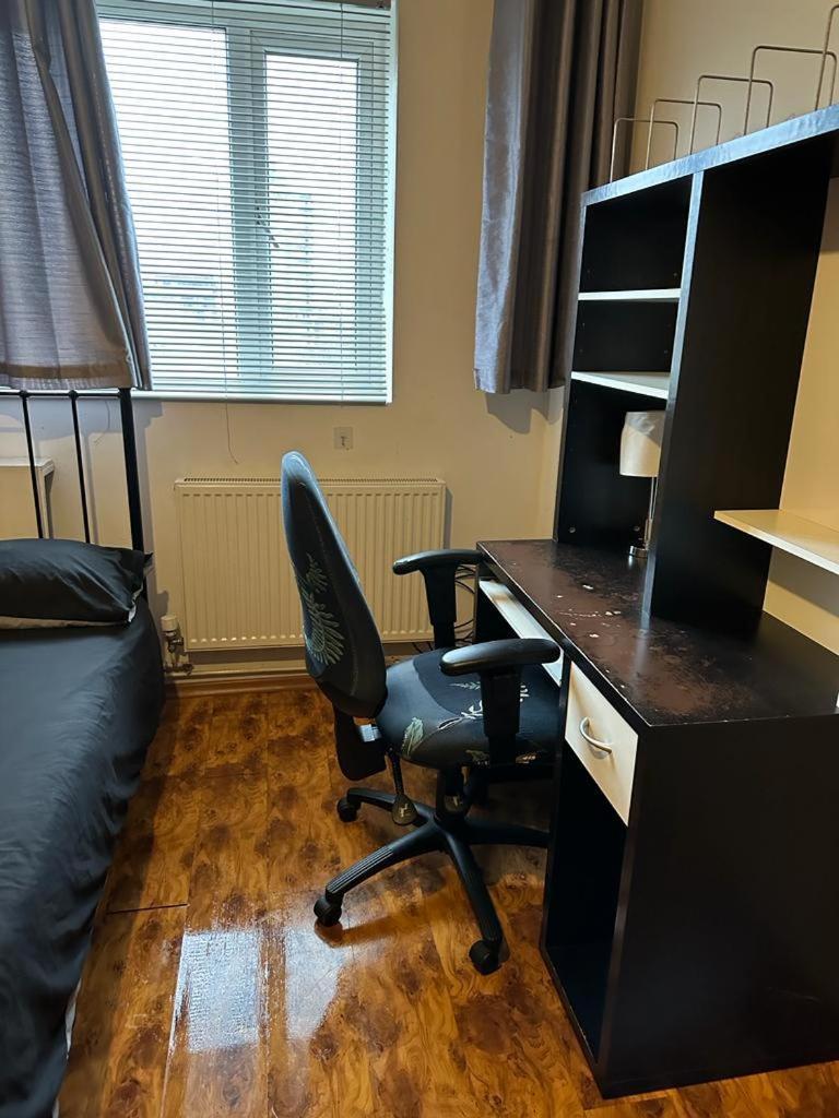 Shared Ideal For Professional Or Students In Heart Of * London