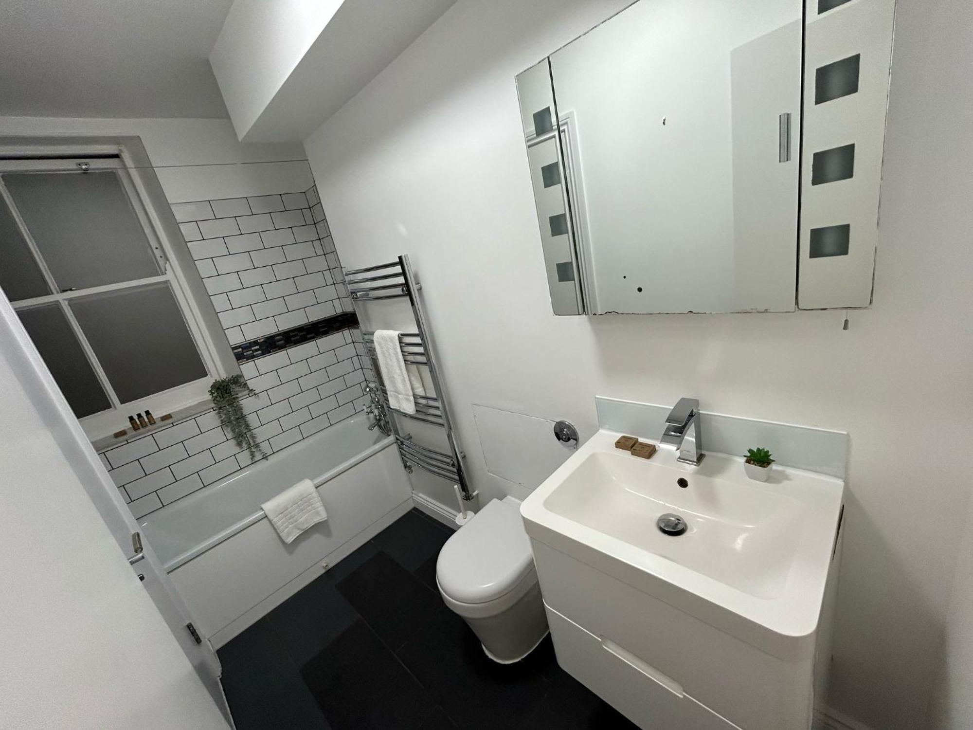 Leilighet Two Bed By Livestay Short Lets & Serviced Near Oxford Circus *